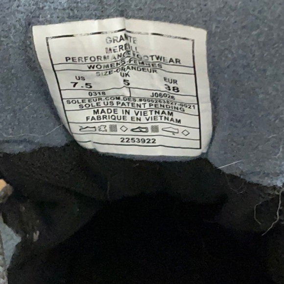 Women's Merrell Moab Grey Hiking Shoes - Picture 3 of 3